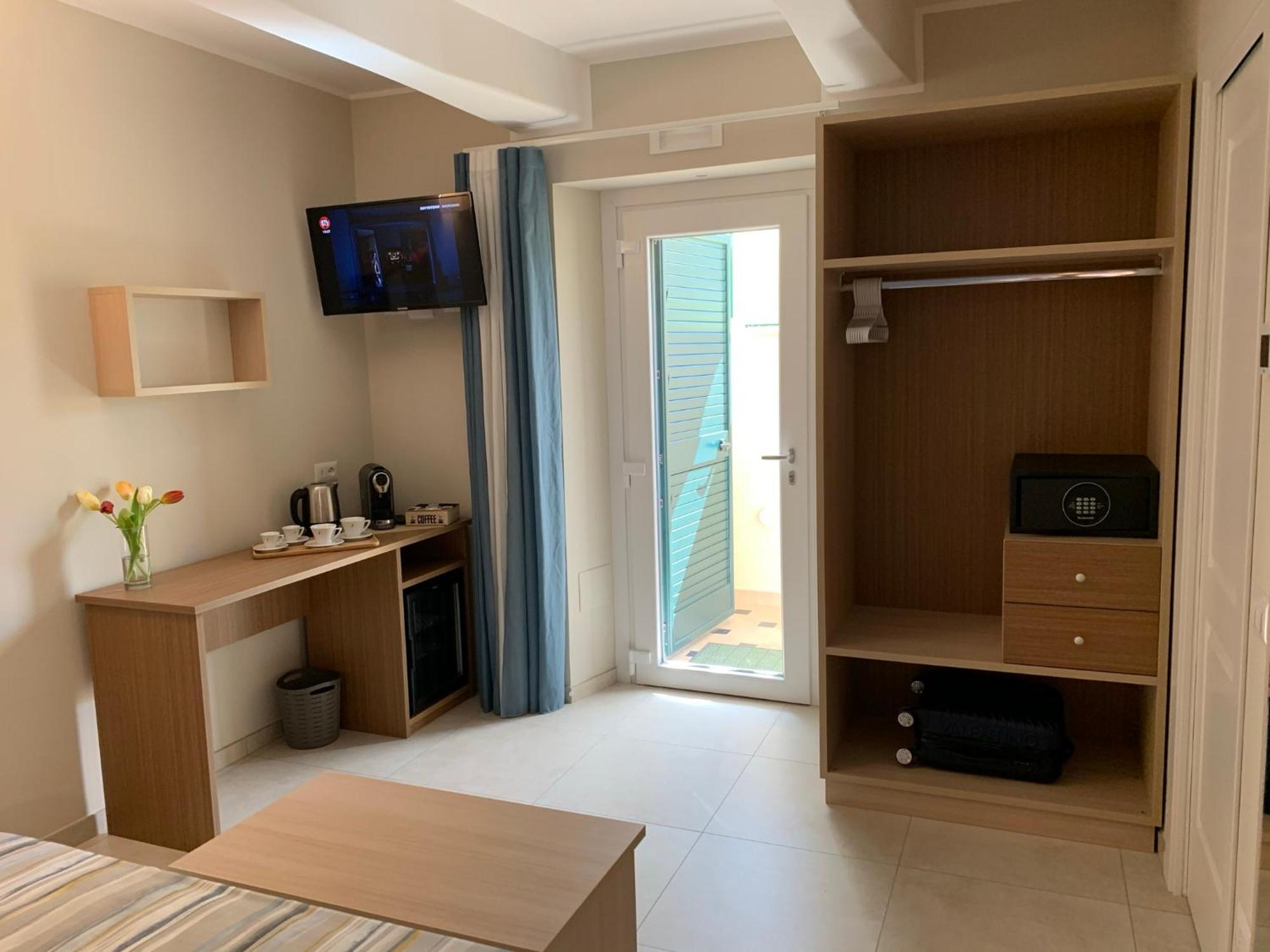 Malu Best Rooms - Тропея Экстерьер фото