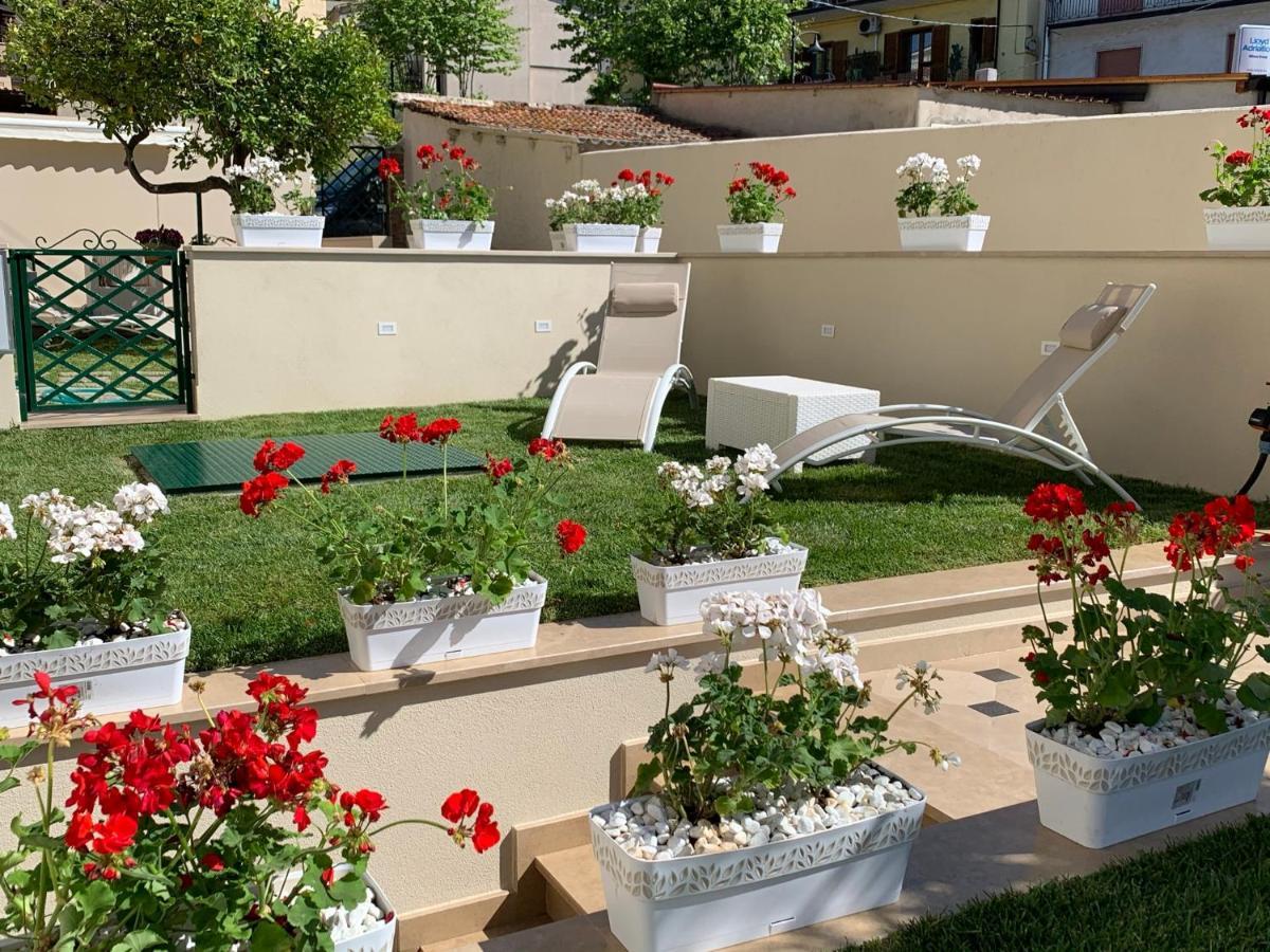 Malu Best Rooms - Тропея Экстерьер фото
